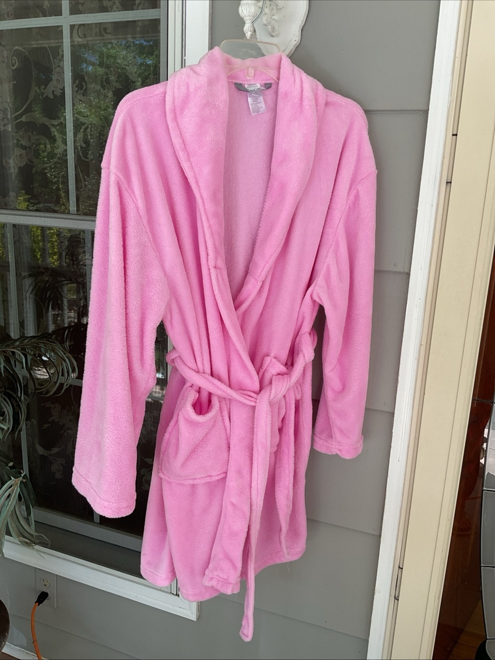 Cozy Hotel Spa Collection Bathrobe One Size Fits Most Cozy Pink Plush Robe NWOT